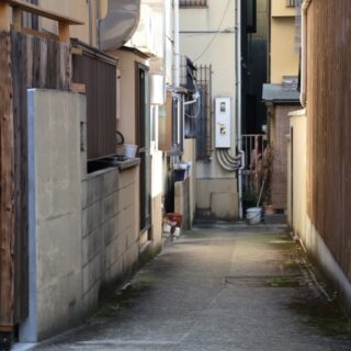 「重機が入らない狭小解体」でも安心！静岡の解体専門店UNNO十番が丁寧に対応します