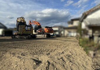 鉄骨造陸屋根地下一階付三階建住居解体工事