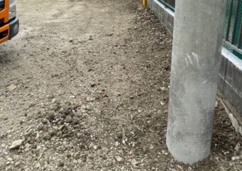 隣地との境界ブロック塀・基礎の解体｜安全第一で無事完工！