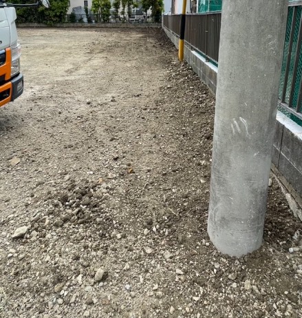 隣地との境界ブロック塀・基礎の解体｜安全第一で無事完工！
